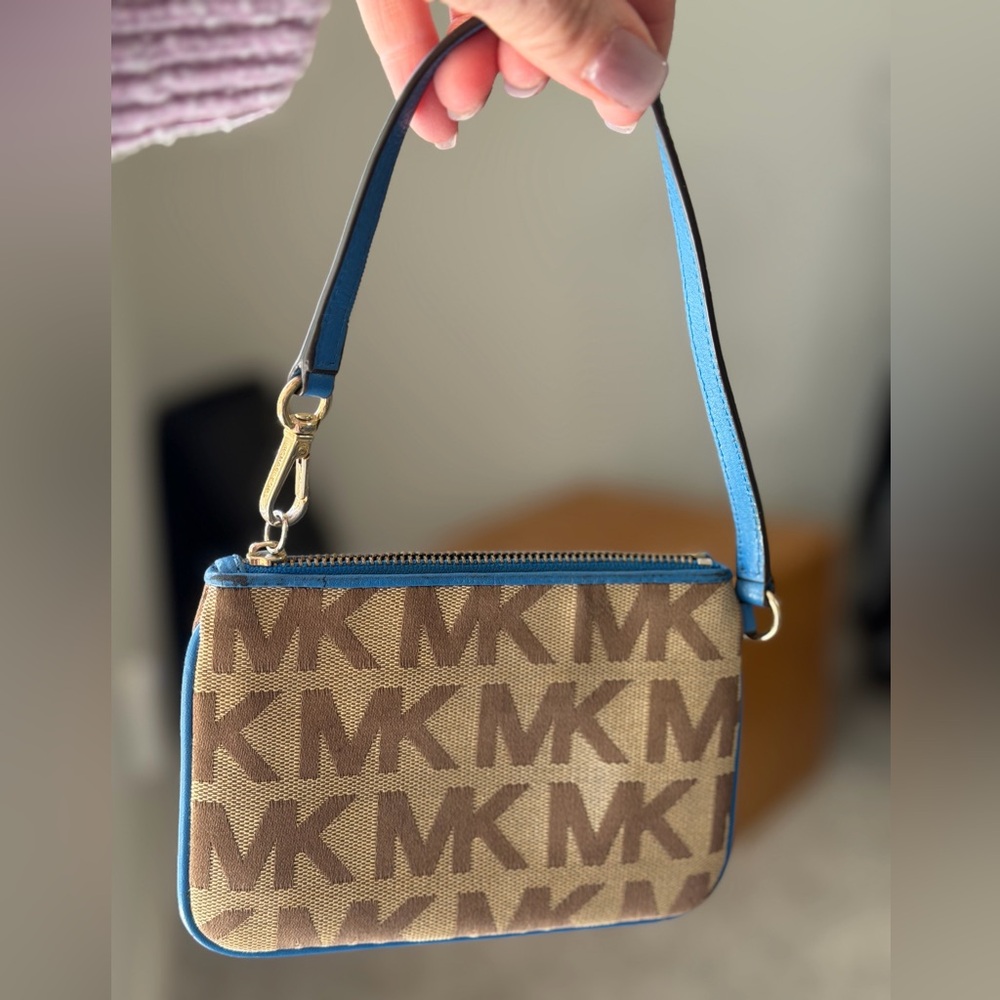Michael Kors Brown and Blue Monogram Wristlet - Picture 4 of 6